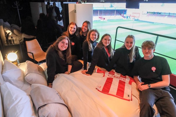 Hotel Veekaa: wanneer creativiteit en impact samen een kamer boeken