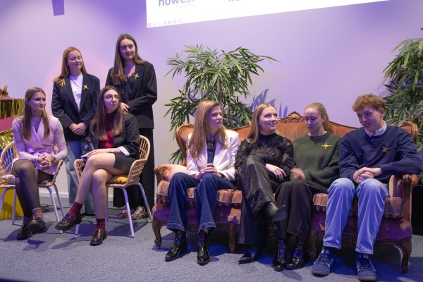 De Lotties: eerstejaars Communicatie vieren hun eerste podcasts