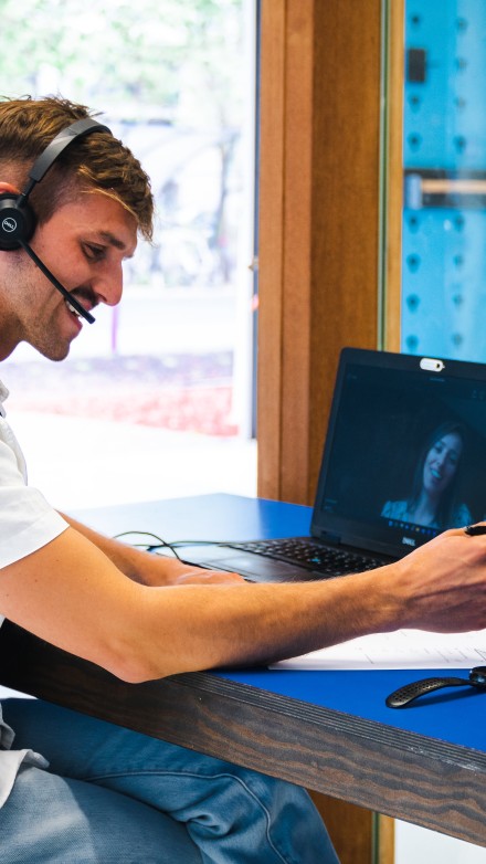 Afstandsonderwijs met begeleiding
